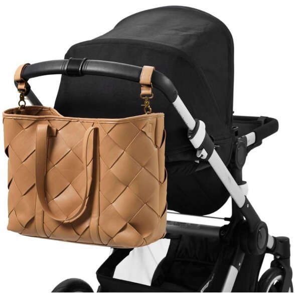 "Elodie" detalės - Mamos rankinė | Tote Caramel Brown Braided 2 "Elodie" detalės - Mamos rankinė | Tote Caramel Brown Braided 2